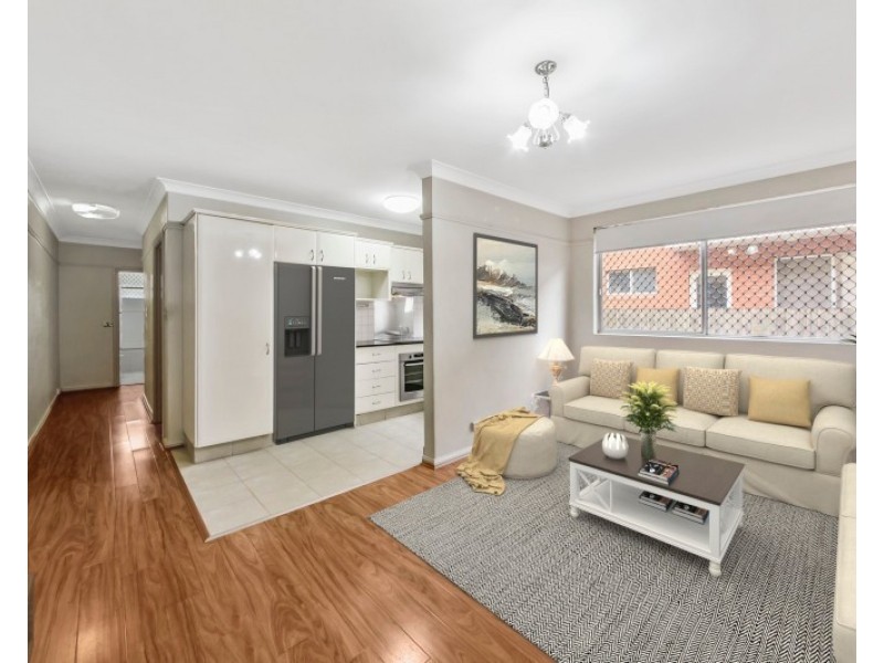 4/20 Military Rd, Merrylands NSW 2160