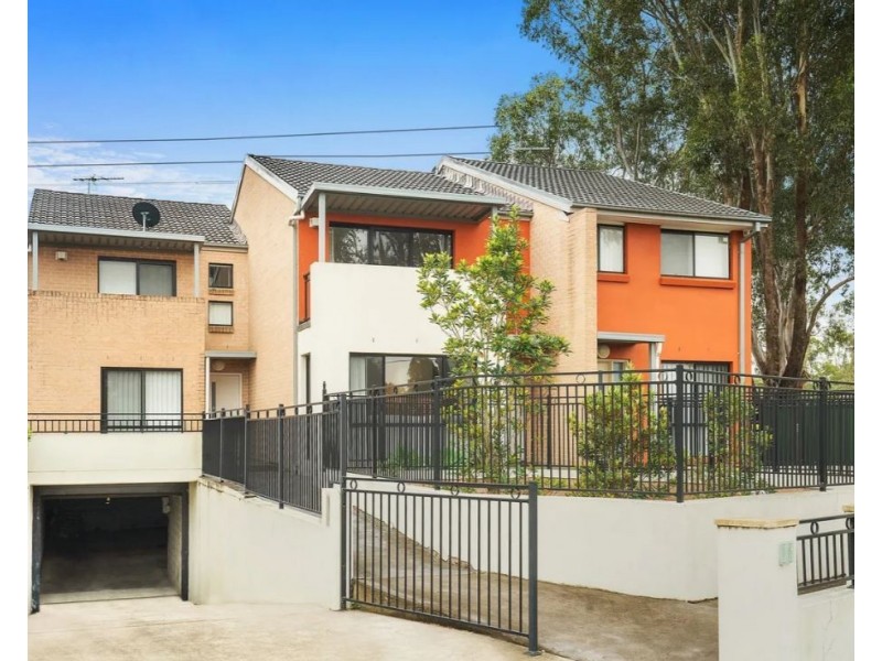 5/16 Highland Av, Toongabbie NSW 2146