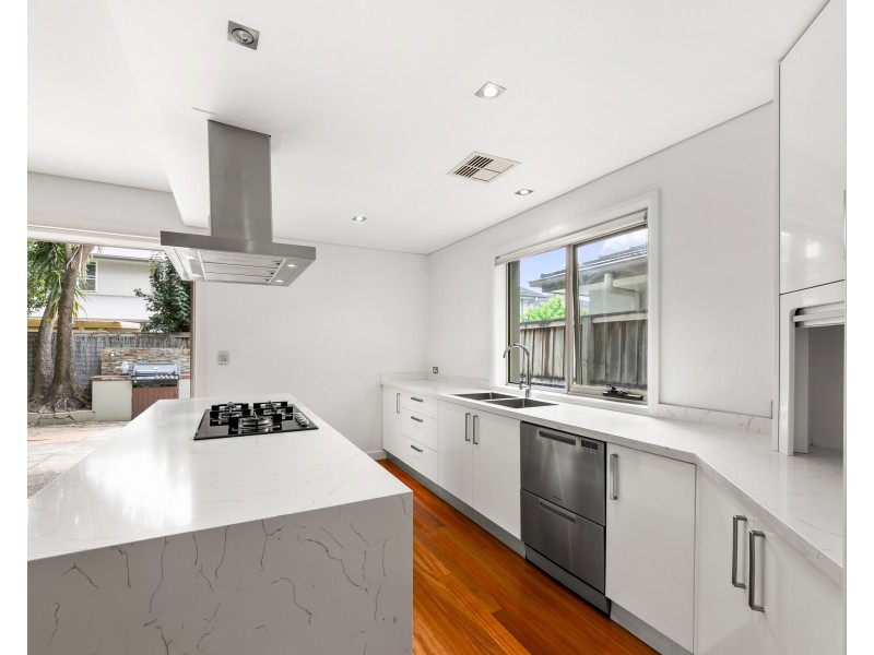 18 Bishop Av, Pemulwuy NSW 2145