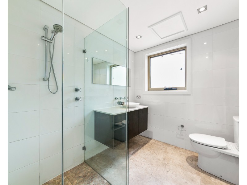 18 Bishop Av, Pemulwuy NSW 2145