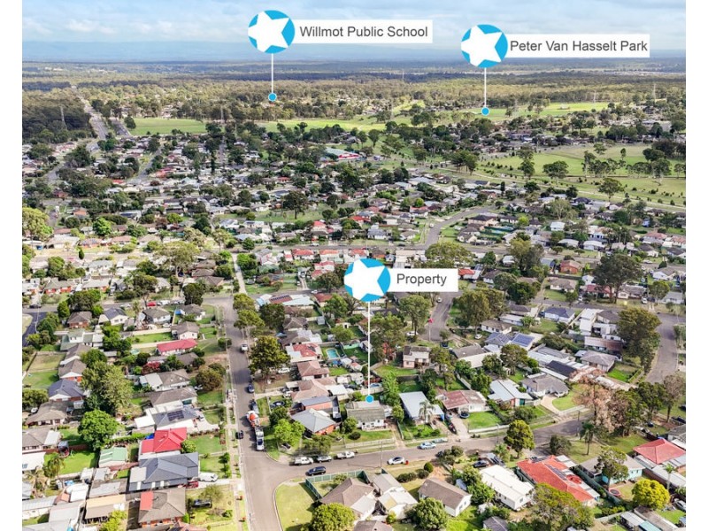 20 Tangaloa Crescent, Lethbridge Park NSW 2770