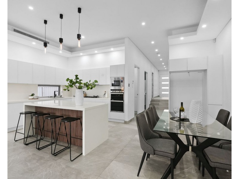 73a Edna Avenue, Merrylands NSW 2160