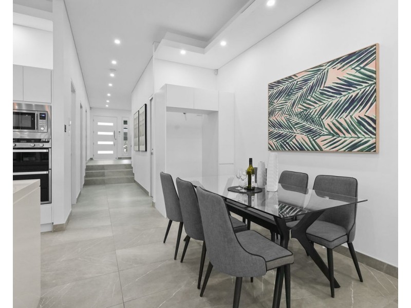 73a Edna Avenue, Merrylands NSW 2160