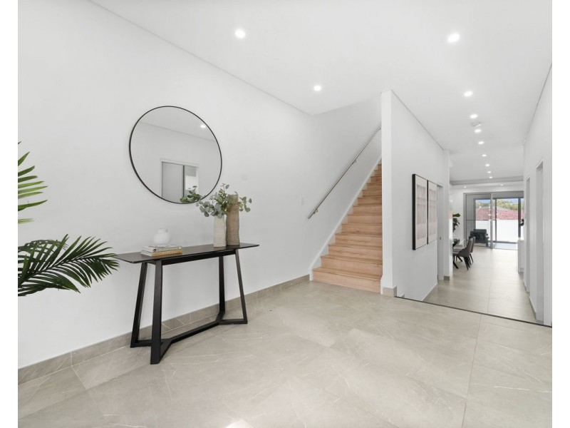 73a Edna Avenue, Merrylands NSW 2160