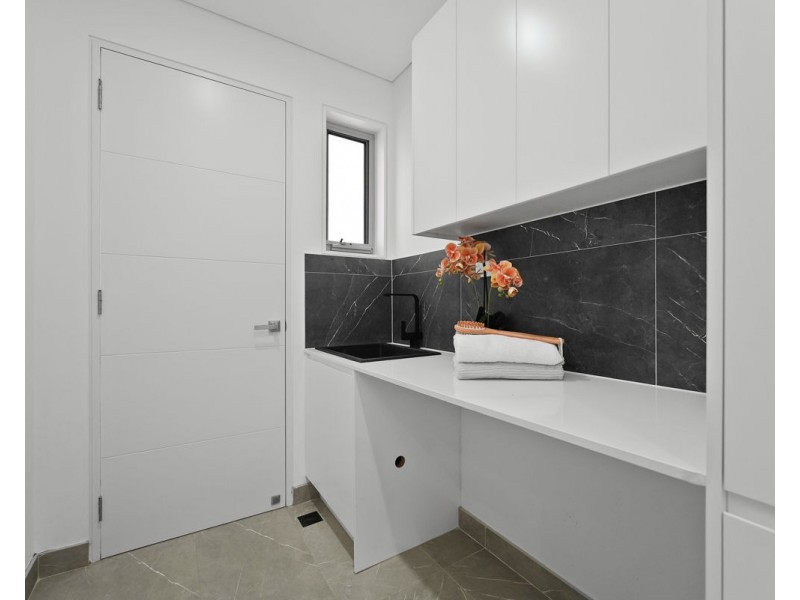 73a Edna Avenue, Merrylands NSW 2160