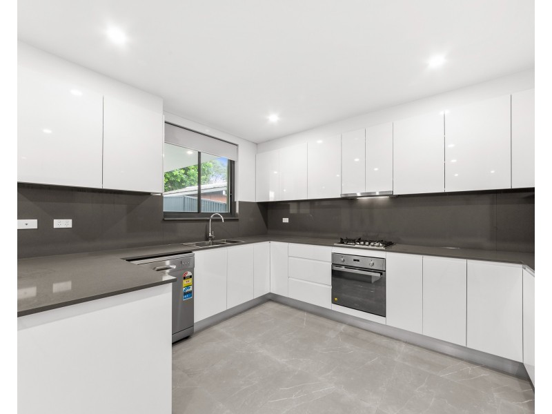 29a Lewis St, South Wentworthville NSW 2145