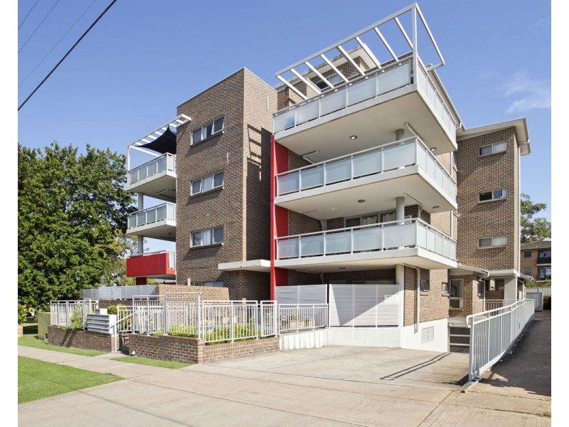 2/12-14 Stimson Street, Guildford NSW 2161