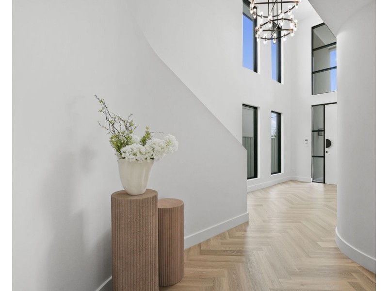 24 The Esplanade, Guildford NSW 2161