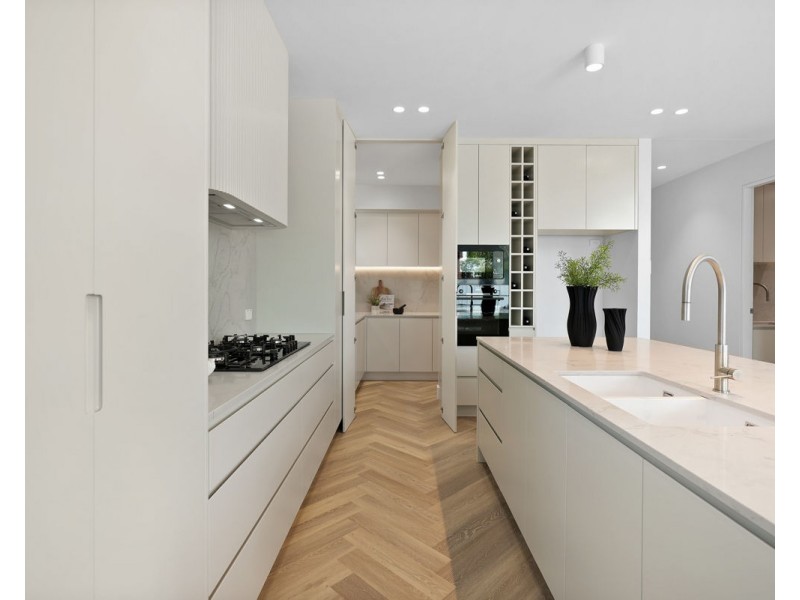 24 The Esplanade, Guildford NSW 2161