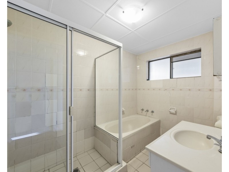 6/61 Windsor Rd, Merrylands NSW 2160