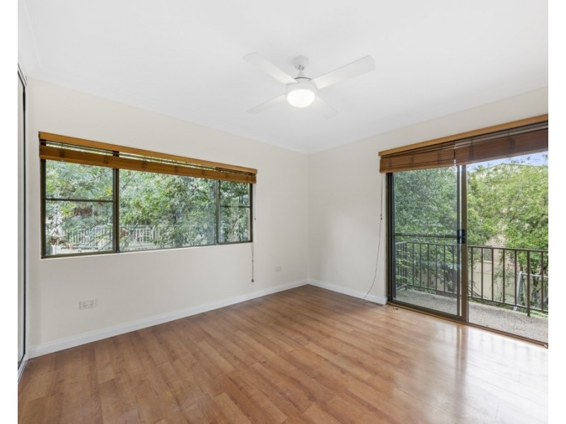 6/61 Windsor Rd, Merrylands NSW 2160