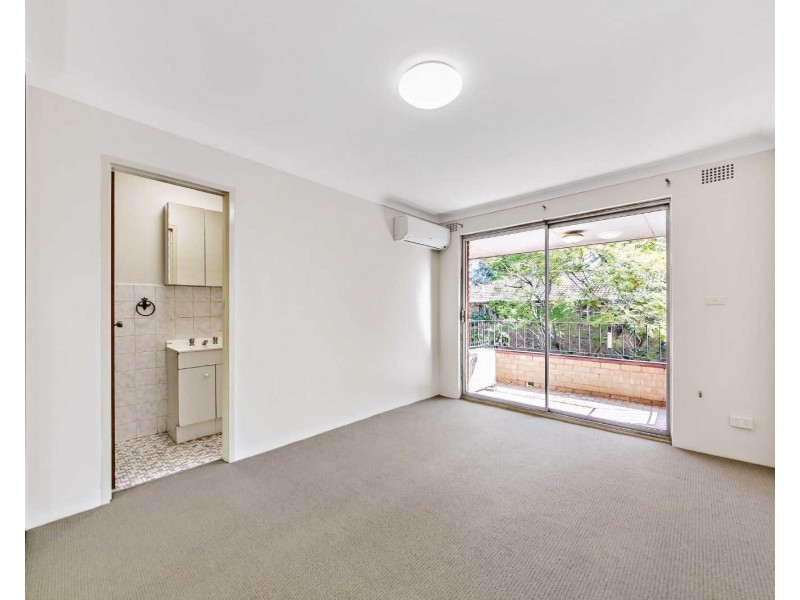 12/33-35 Crown St, Granville NSW 2142