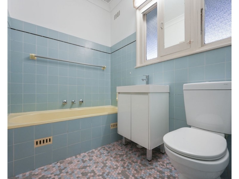 2 Marin Place, Merrylands NSW 2160