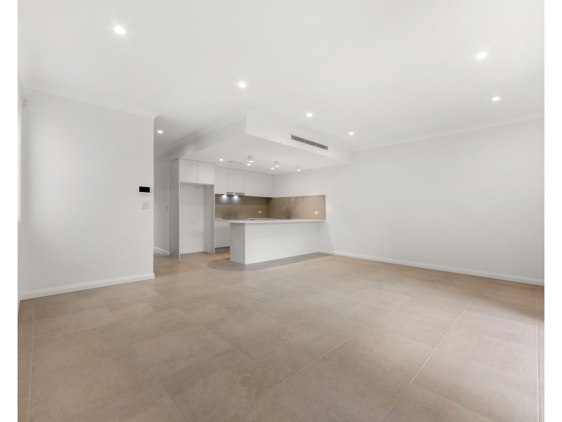 39 Dahlia St, Greystanes NSW 2145