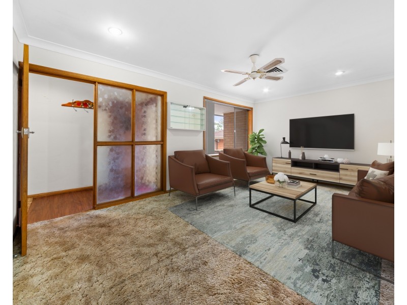 87 Bolaro Av, Greystanes NSW 2145