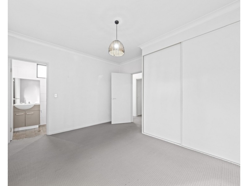 14/35-37 Lydbrook St, Westmead NSW 2145