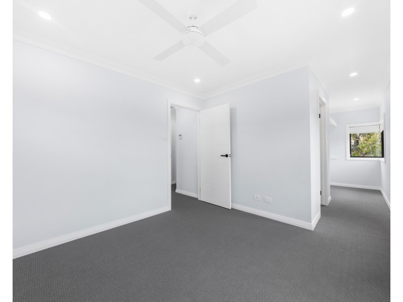 92a Centenary Rd, South Wentworthville NSW 2145