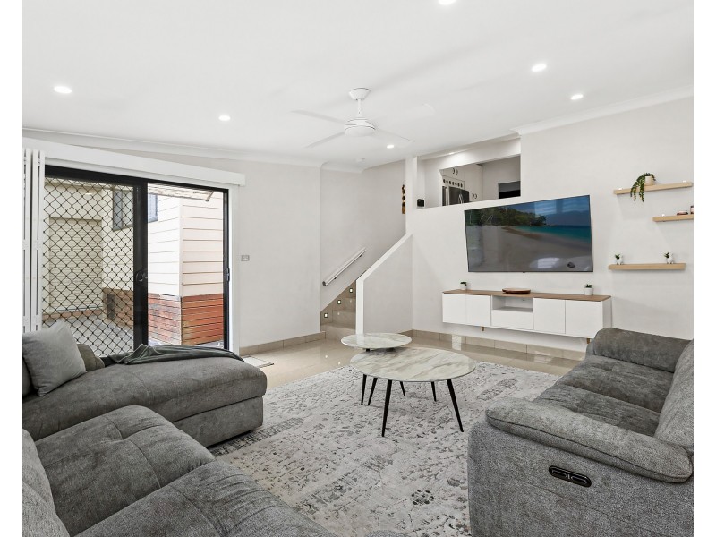 77 Palmer St, Guildford West NSW 2161