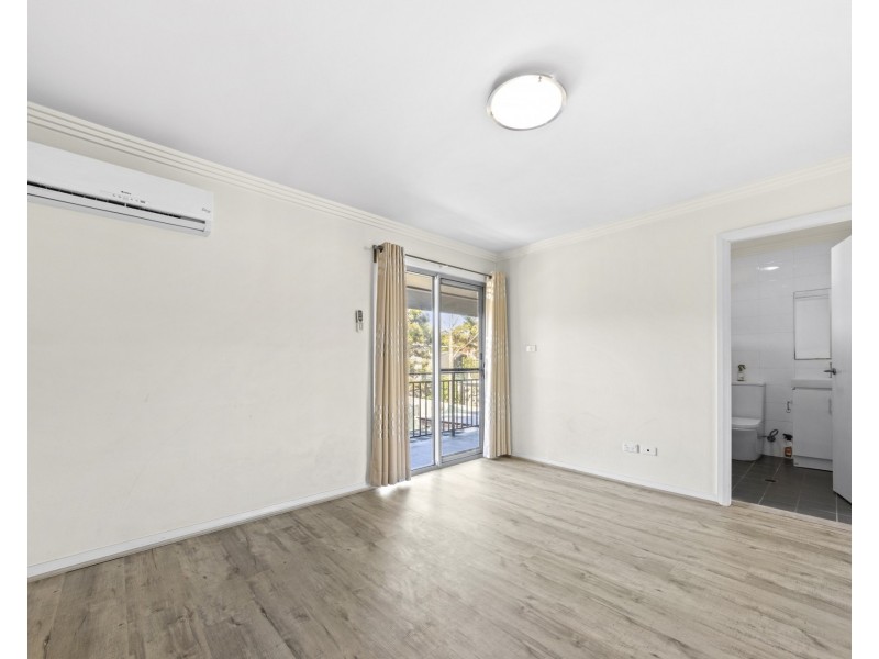 29/100 Kenyons Rd, Merrylands West NSW 2160