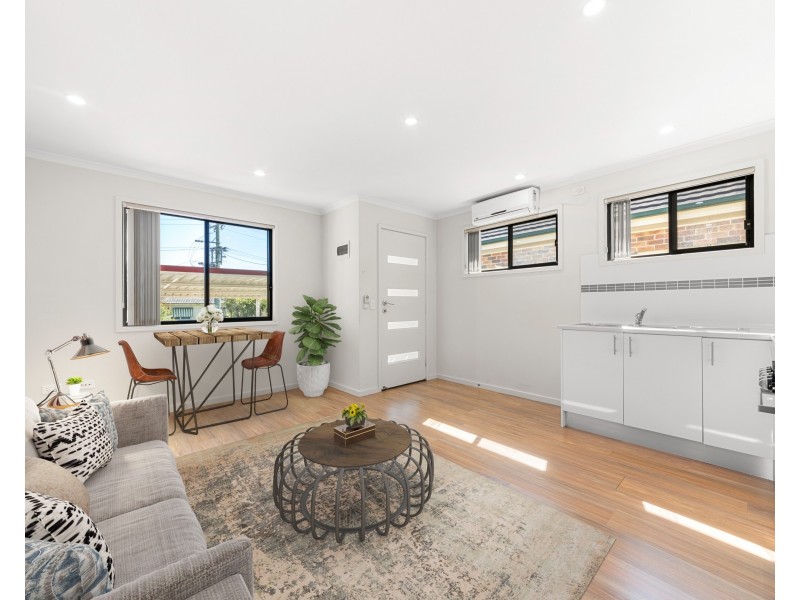 8A Hanbury St, Greystanes NSW 2145