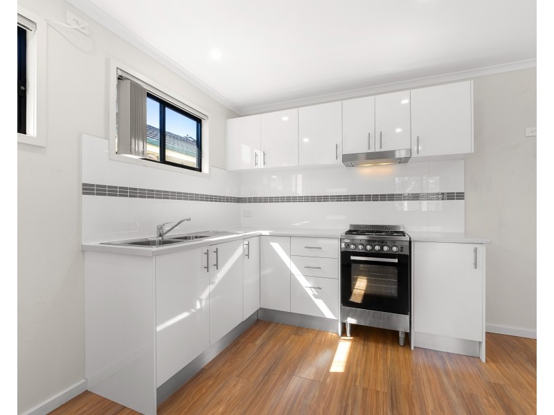 8A Hanbury St, Greystanes NSW 2145