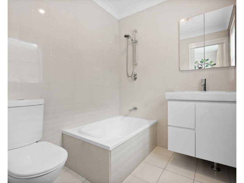 176 Macquarie Road, Greystanes NSW 2145