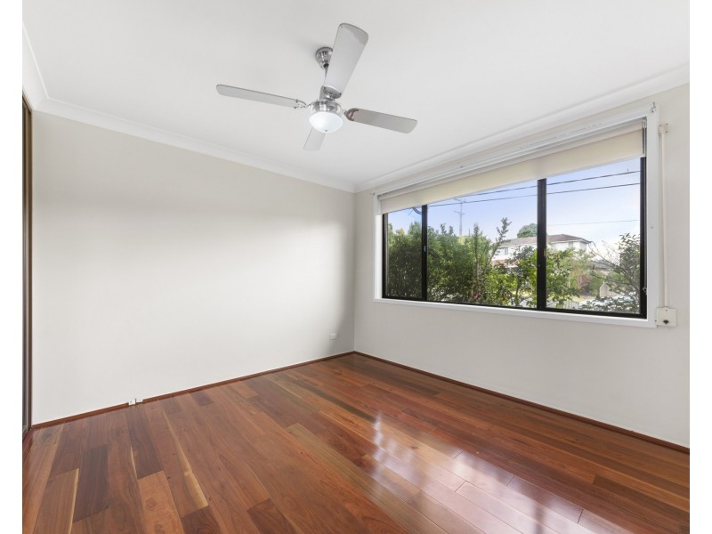 131 Whalans Rd, Greystanes NSW 2145