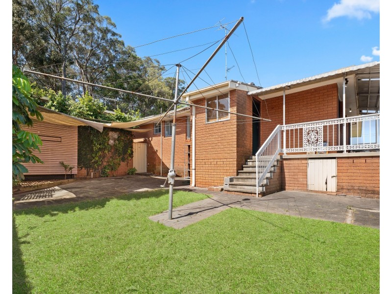 1 Dahlia St, Greystanes NSW 2145