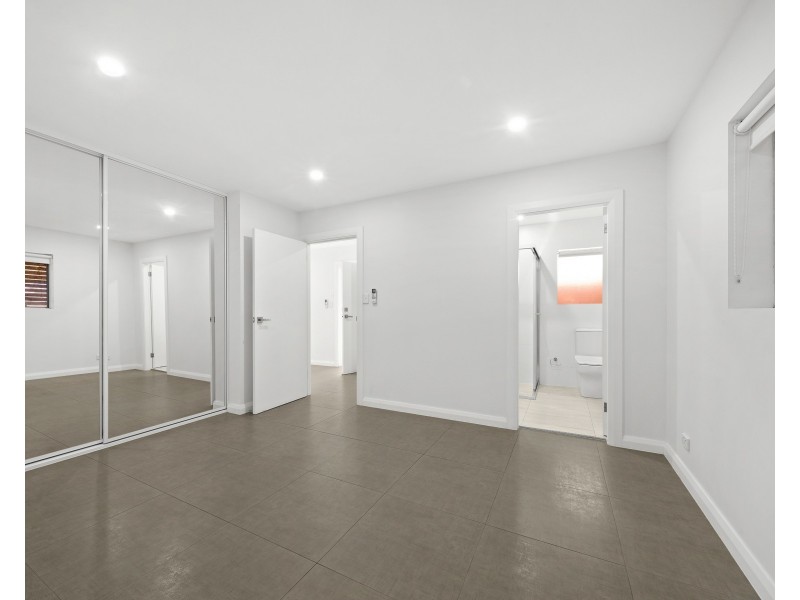 1a Dahlia St, Greystanes NSW 2145