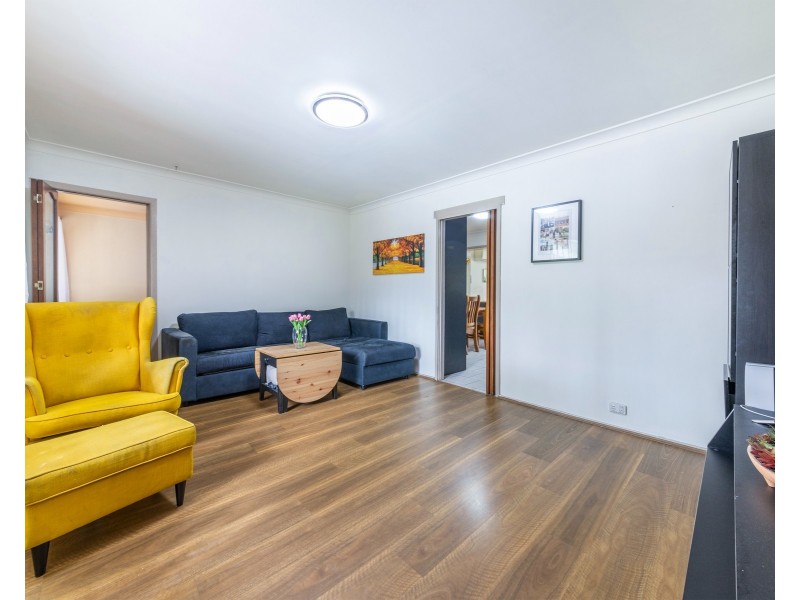 104 Bolaro Av, Greystanes NSW 2145