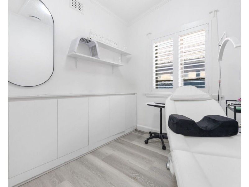 98 Merrylands Road, Merrylands NSW 2160