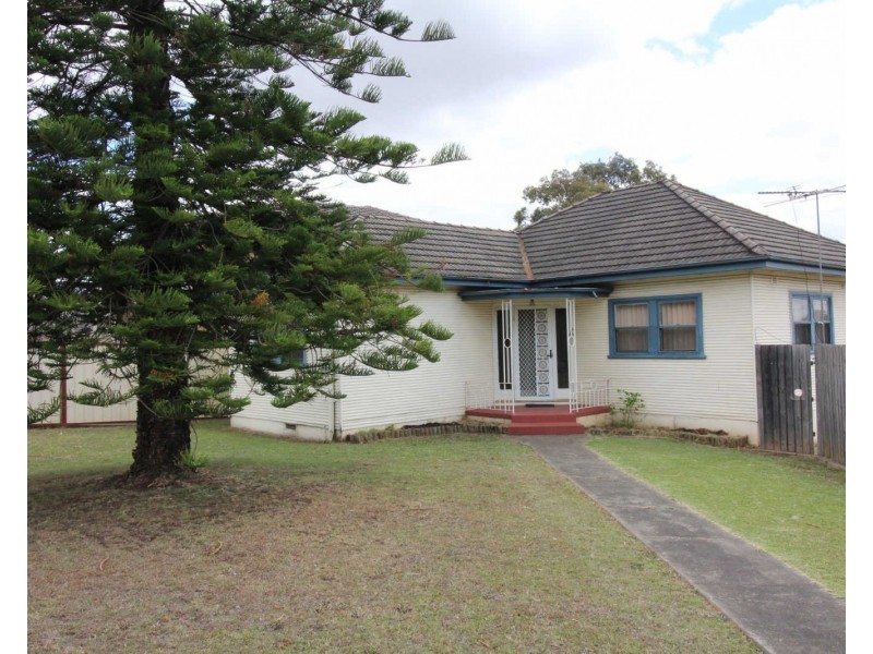 235 Fowler Rd, Guildford NSW 2161
