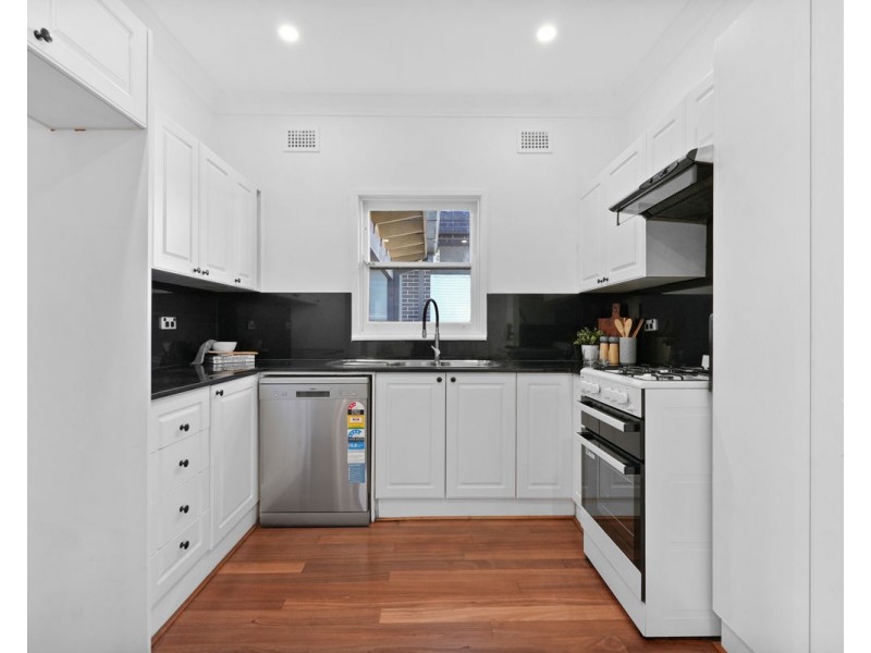 11 Sandra Street, Woodpark NSW 2164