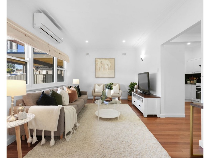 11 Sandra Street, Woodpark NSW 2164