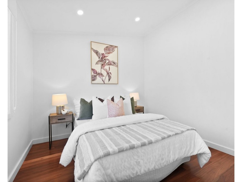 11 Sandra Street, Woodpark NSW 2164