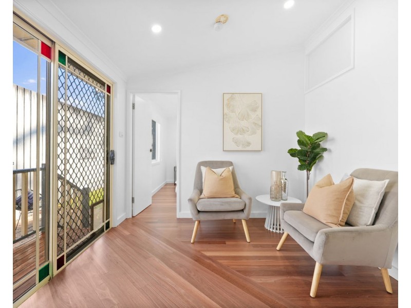 11 Sandra Street, Woodpark NSW 2164