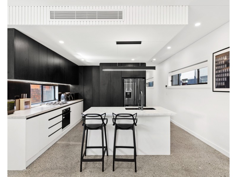 258 Hamilton Rd, Fairfield Heights NSW 2165