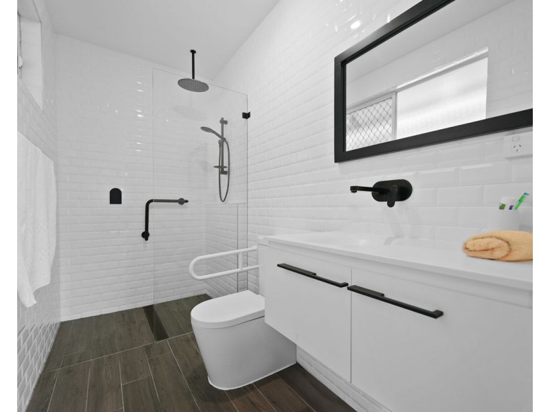 9 Ringrose Avenue, Greystanes NSW 2145