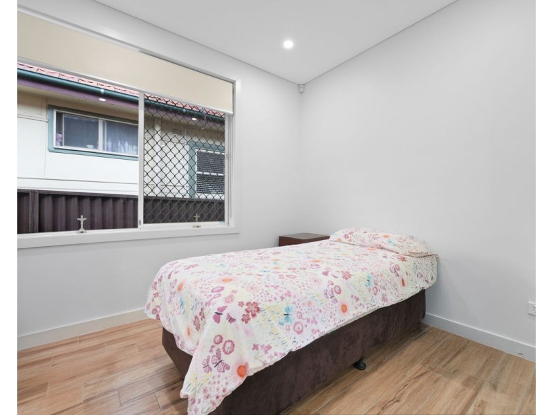 9 Ringrose Avenue, Greystanes NSW 2145