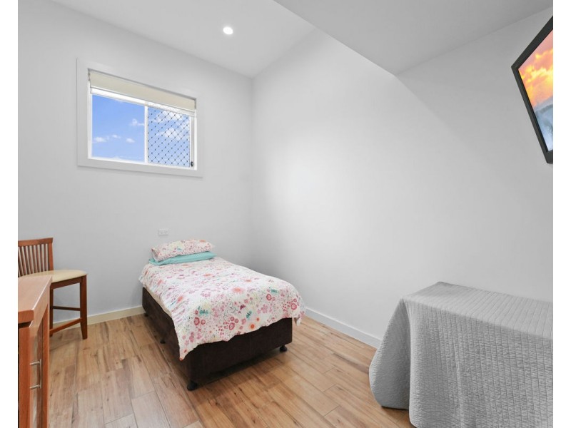 9 Ringrose Avenue, Greystanes NSW 2145