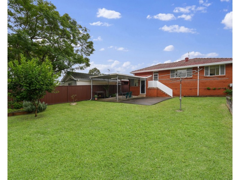 9 Ringrose Avenue, Greystanes NSW 2145