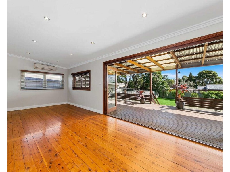 25 Cartwright Av, Merrylands NSW 2160