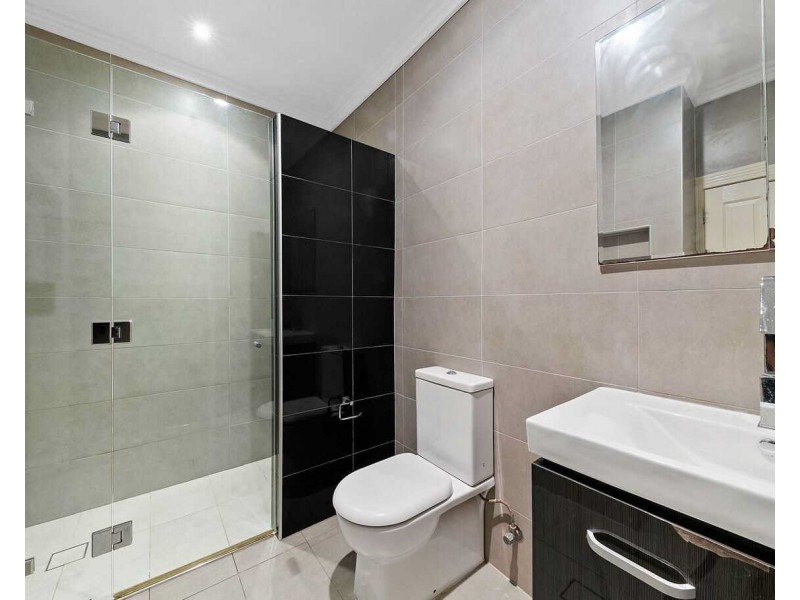 25 Cartwright Av, Merrylands NSW 2160