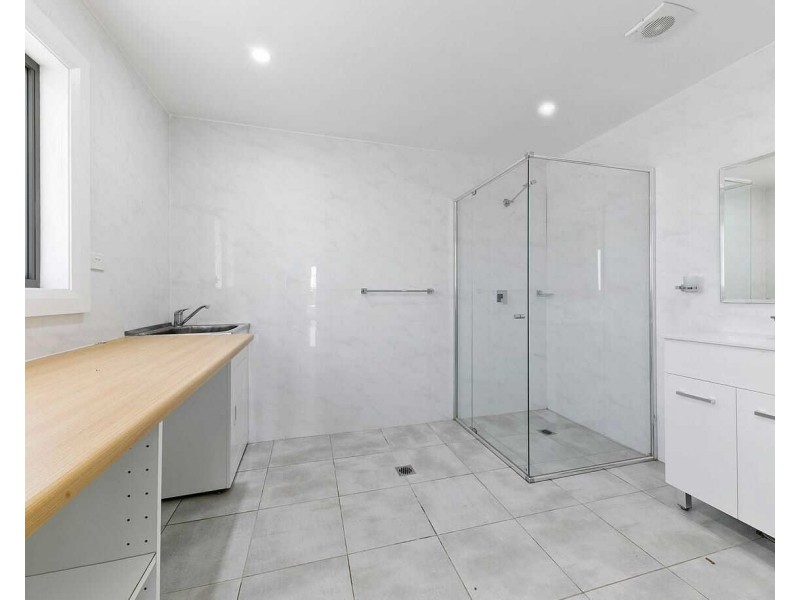 25 Cartwright Av, Merrylands NSW 2160