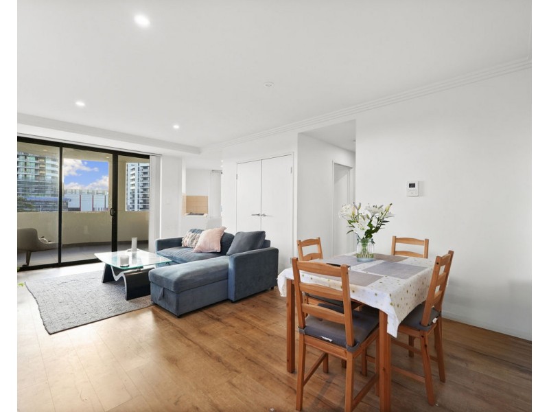 301/94-96 Railway Terrace, Merrylands NSW 2160