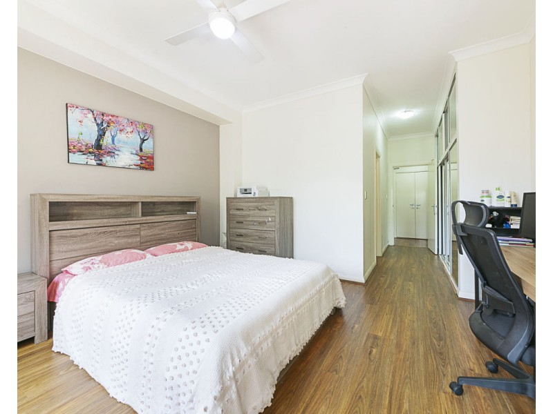 10/11-15 Refractory Court, Holroyd NSW 2142