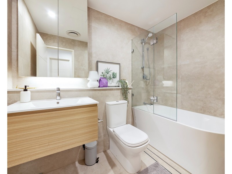 1114/5 Gladstone St, Merrylands NSW 2160