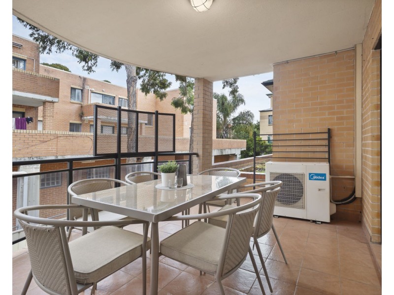 7/4-6 Treves Street, Merrylands NSW 2160