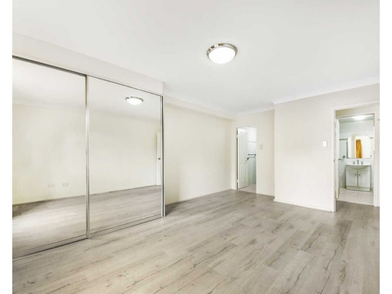 304/91a Bridge Rd, Westmead NSW 2145