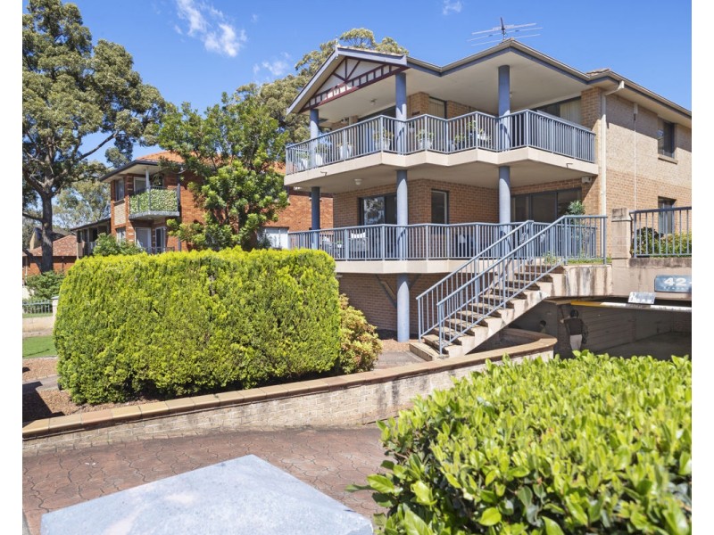 1/42-46 Treves Street, Merrylands NSW 2160